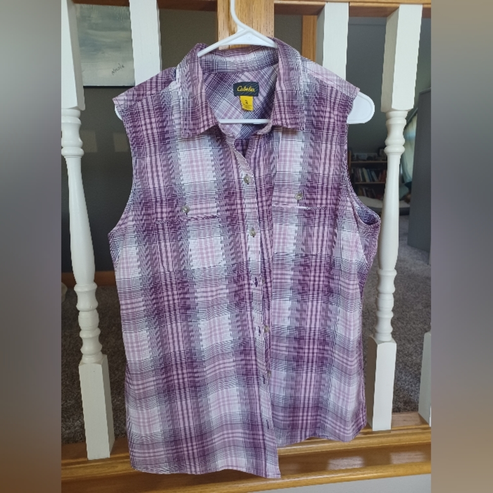 Cabela sleeveless summer top